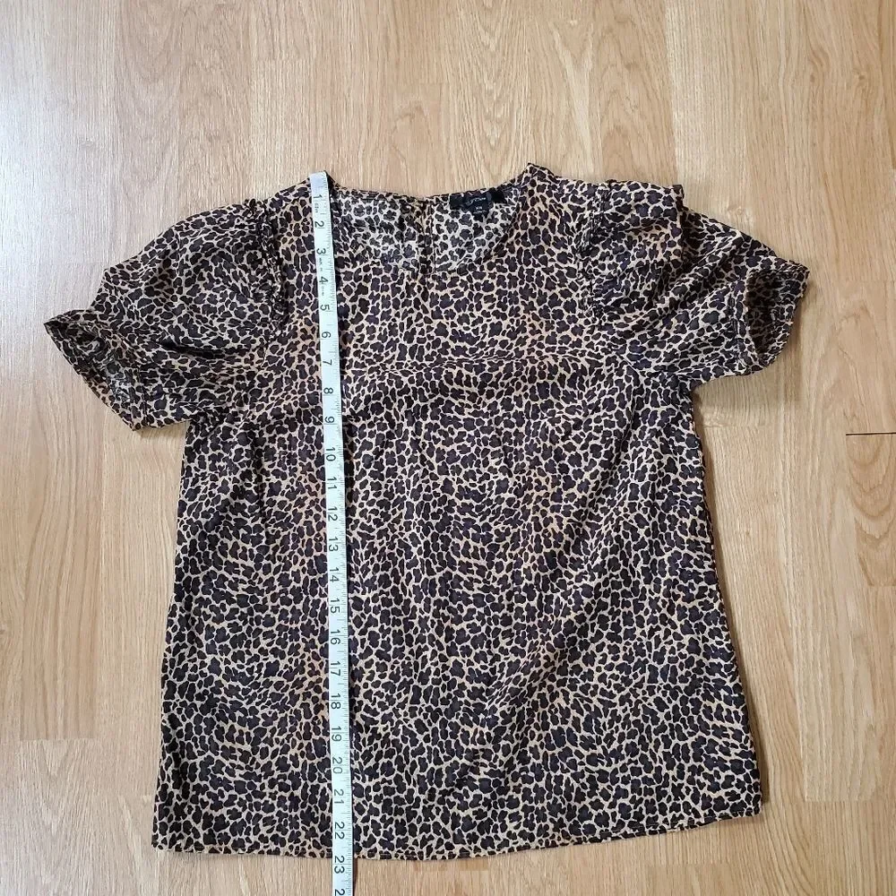 J. Crew Short Sleeve Puff Sleeve Leopard Print Top Size XS